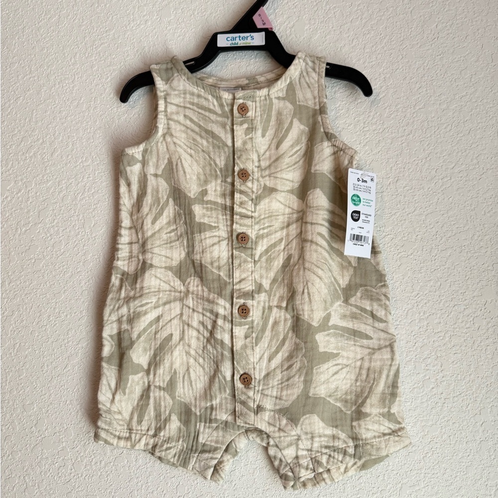 Carter's Baby Cotton Beige Leaf Print Button Romper size 0/3M-NWT